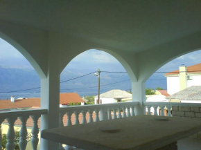  Apartment Velebit  Разанац